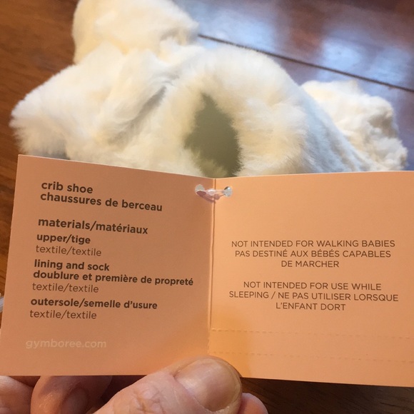 Host PickNWT Gymboree Faux Fur Crib Shoes - Picture 4 of 4